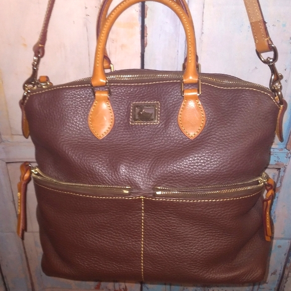 Vintage Dooney & Bourke Dual Handle Shoulder Strap Large Tote Bag Purse Brown